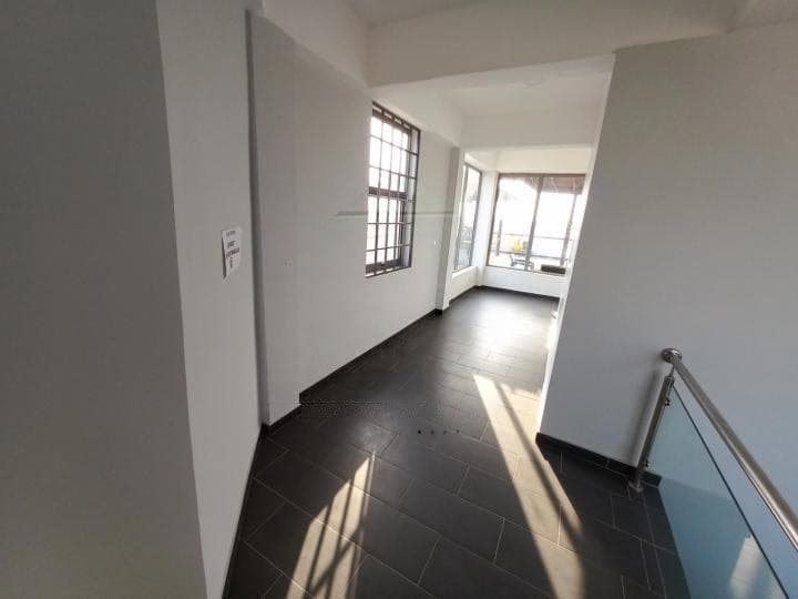 Office for rent at North Legon - 7 bedroom Commercial in North Legon - Rent