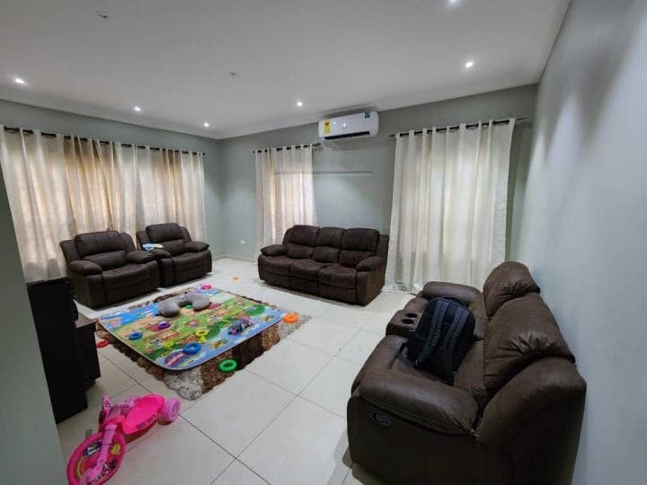 4 bedroom furnished townhouse for rent at Dzorwulu - 4 bedroom House in Dzorwulu - Rent
