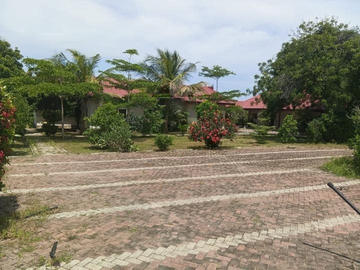 6 bedroom furnished house for rent at Ningo Prampram - 6 bedroom House in Ningo Prampram - Rent