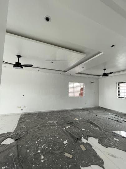 3 bedroom townhouse for sale at East Legon , school junction - 3 bedroom House in East Legon , school junction - Sale