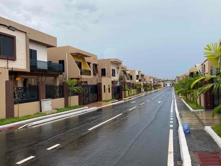 4 bedroom townhouse for sale at Manet spintex - 4 bedroom House in Manet spintex - Sale