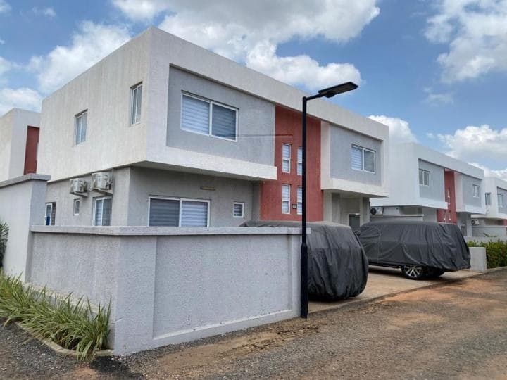 3 bedroom furnished townhouse for rent at Tema Community 25 - 3 bedroom House in Tema Community 25 - Rent