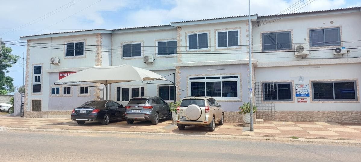 Office for sale at Osu - 13 bedroom Commercial in Osu - Sale