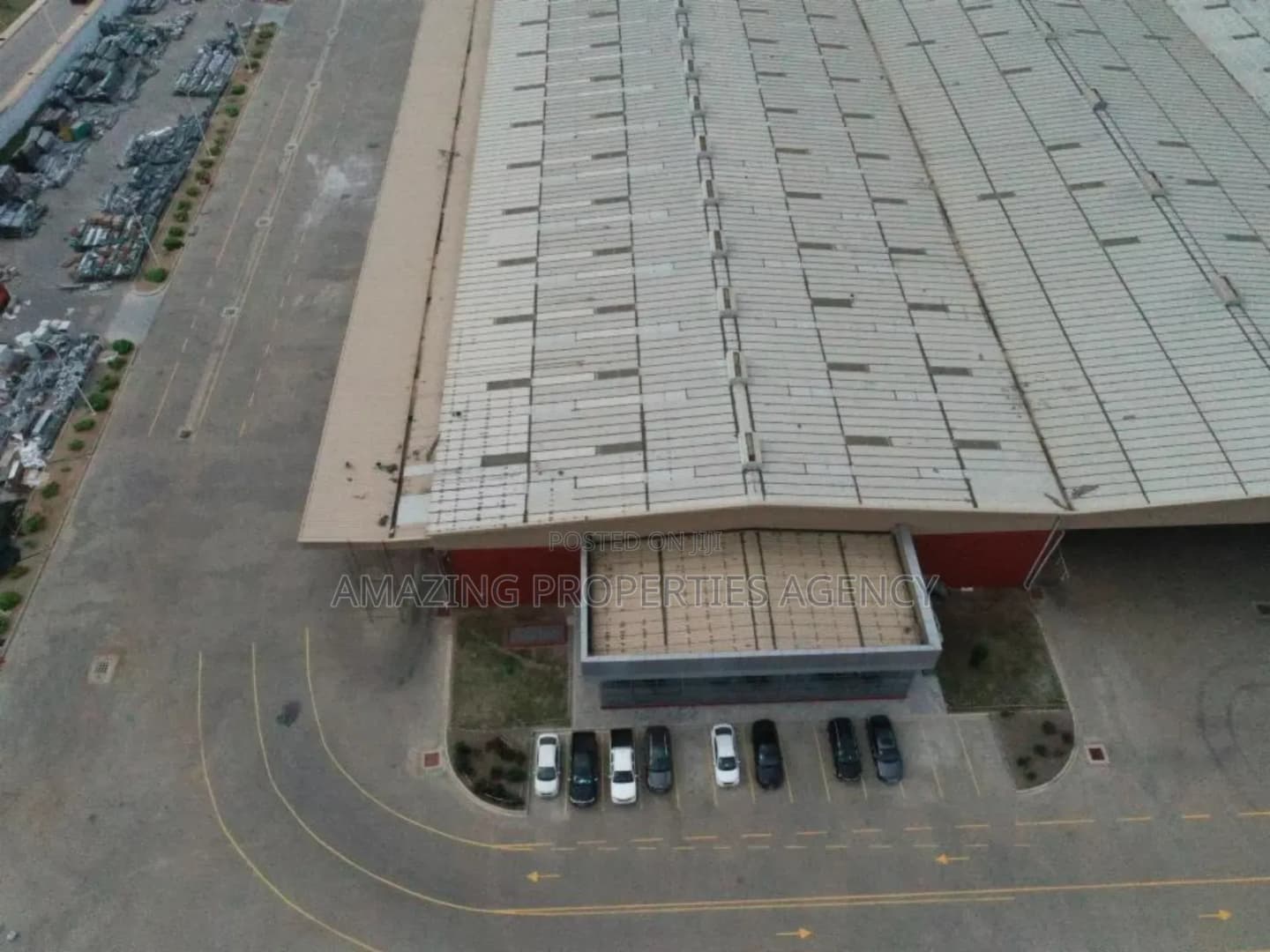 3000sqm Warehouse for Rent at Tema - Commercial in Greater Accra, Tema Metropolitan - Rent