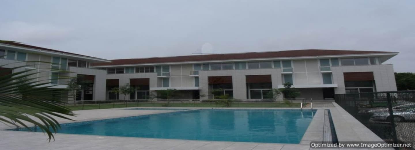 3 bedroom furnished townhouse for rent at Ridge, North Ridge, Accra, Ghana - 3 bedroom House in Ridge, North Ridge, Accra, Ghana - Rent
