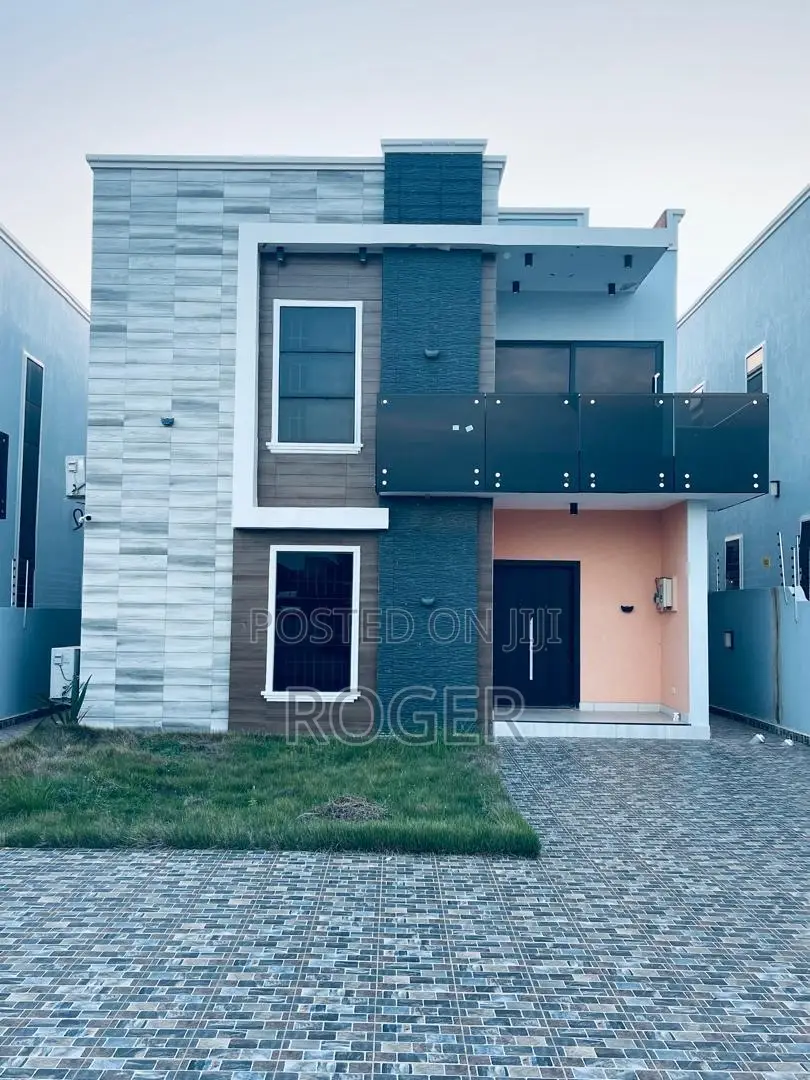 4bdrm House in East Legon Ogbojo for sale - 4 bedroom House in Greater Accra, East Legon - Sale