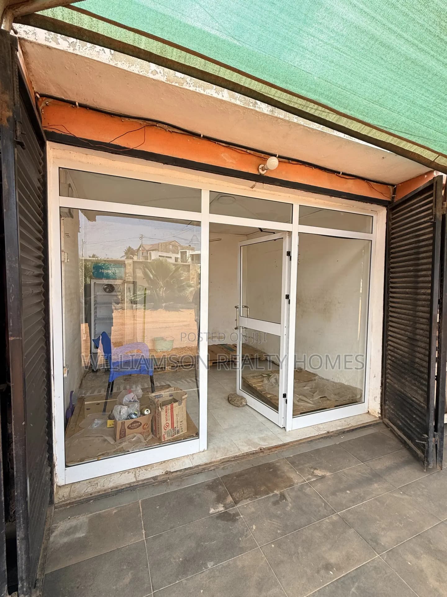 Road Side Shop/Store/Office Space/Showroom/Warehouse for Rent,spintex - Commercial in Greater Accra, Spintex - Rent