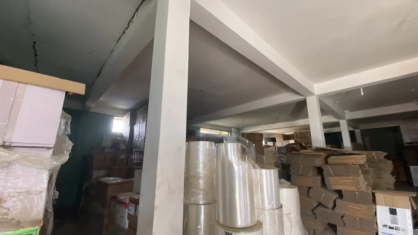 400 Square Meter Warehouse for Rent at Achimota Mile 7 - Commercial in Greater Accra, Achimota, Mile 7 - Rent