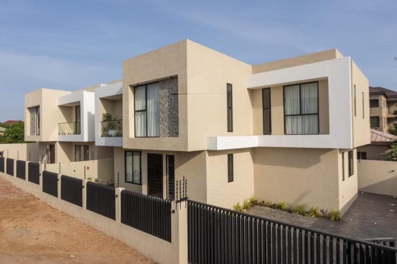 4 bedroom house for sale at Oyarifa Rd - 4 bedroom House in Oyarifa Rd - Sale