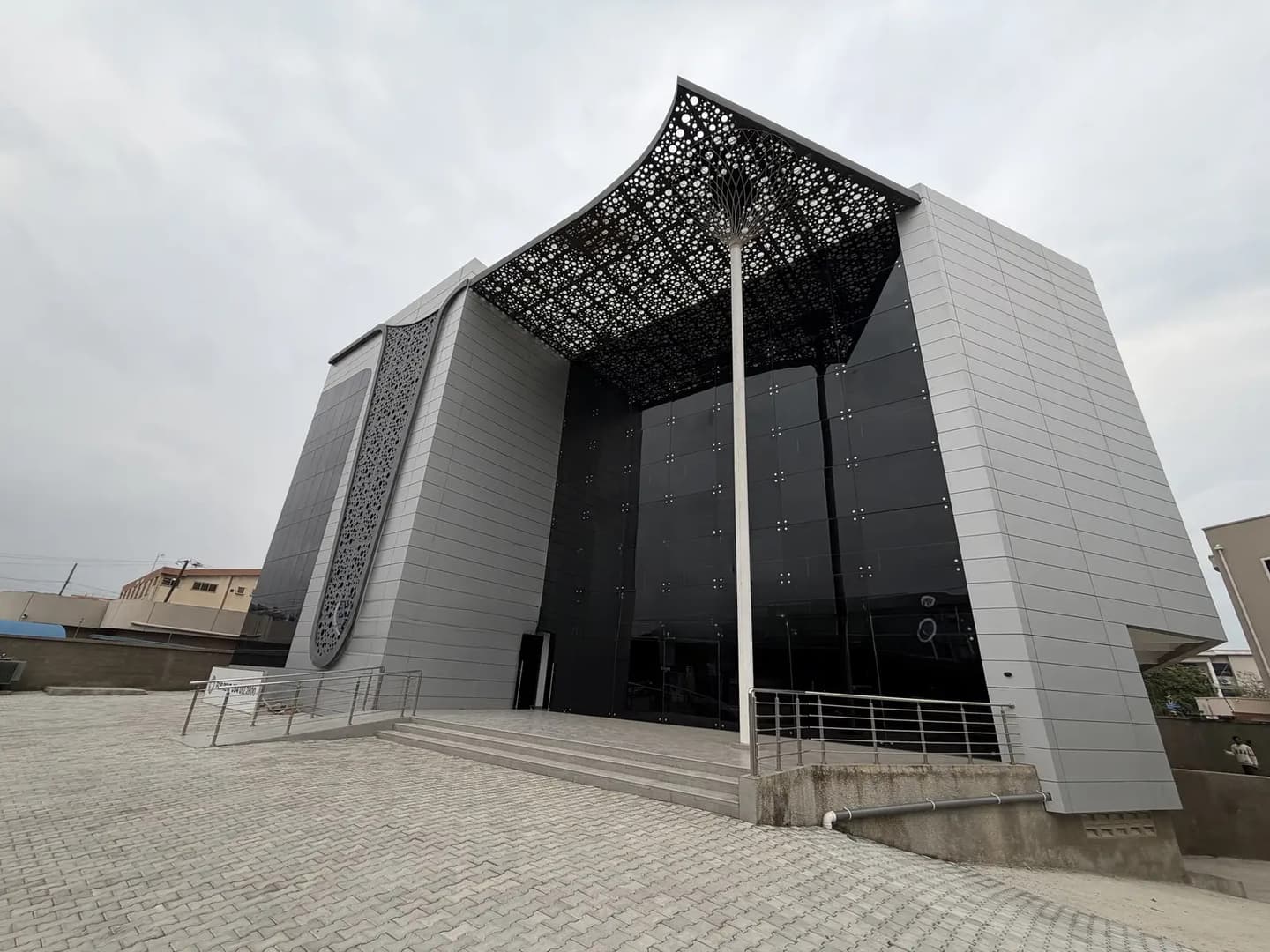 Prime Commercial Space for Rent - Commercial in Greater Accra, Dzorwulu - Rent