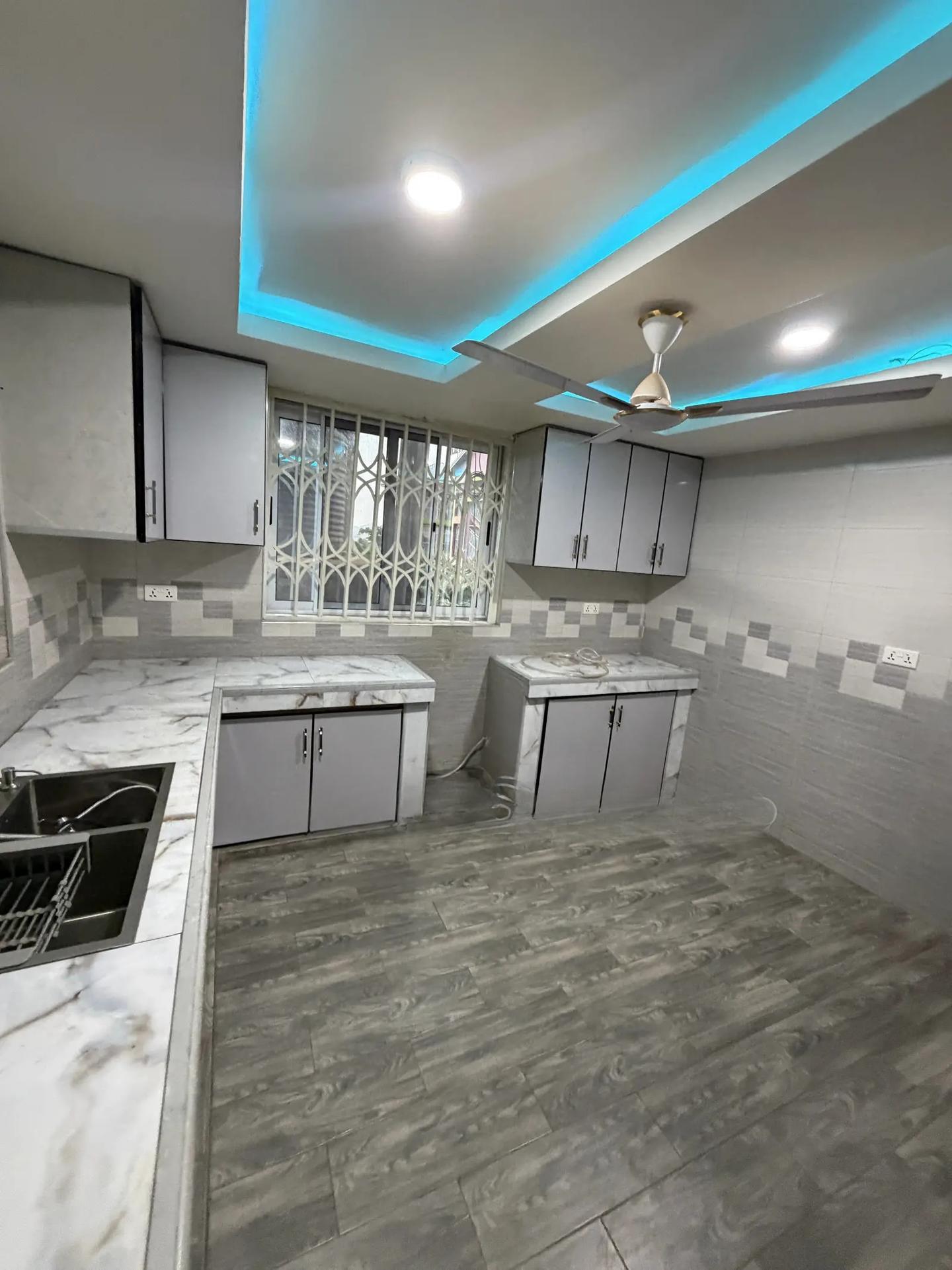 3bdrm Apartment in Westhills Mall for rent - 3 bedroom Commercial in Greater Accra, Weija, West Hills Mall Area - Rent