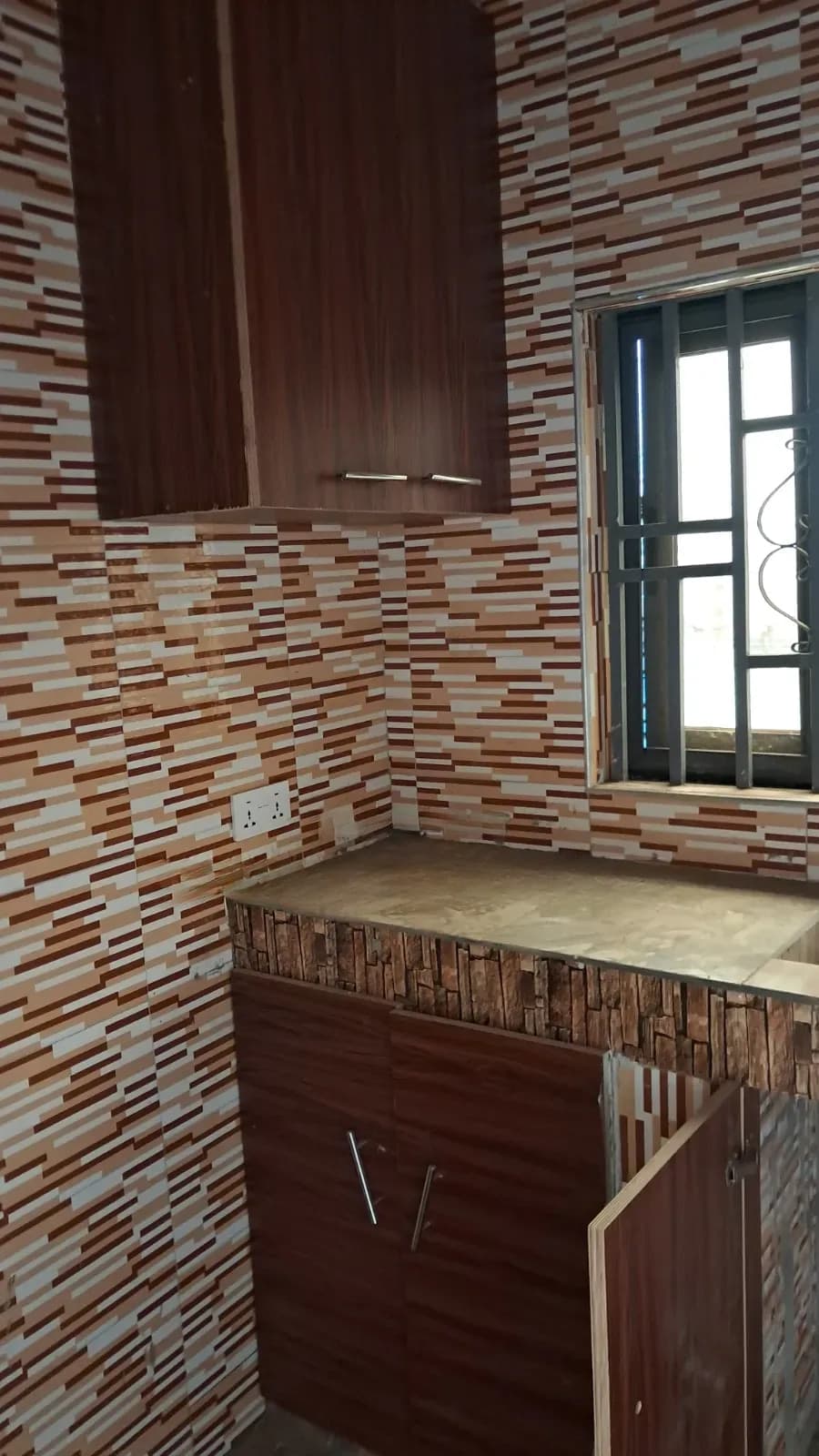 1bdrm Apartment in Amasaman China Mall, Ga West Municipal for rent - 1 bedroom Commercial in Greater Accra, Ga West Municipal - Rent