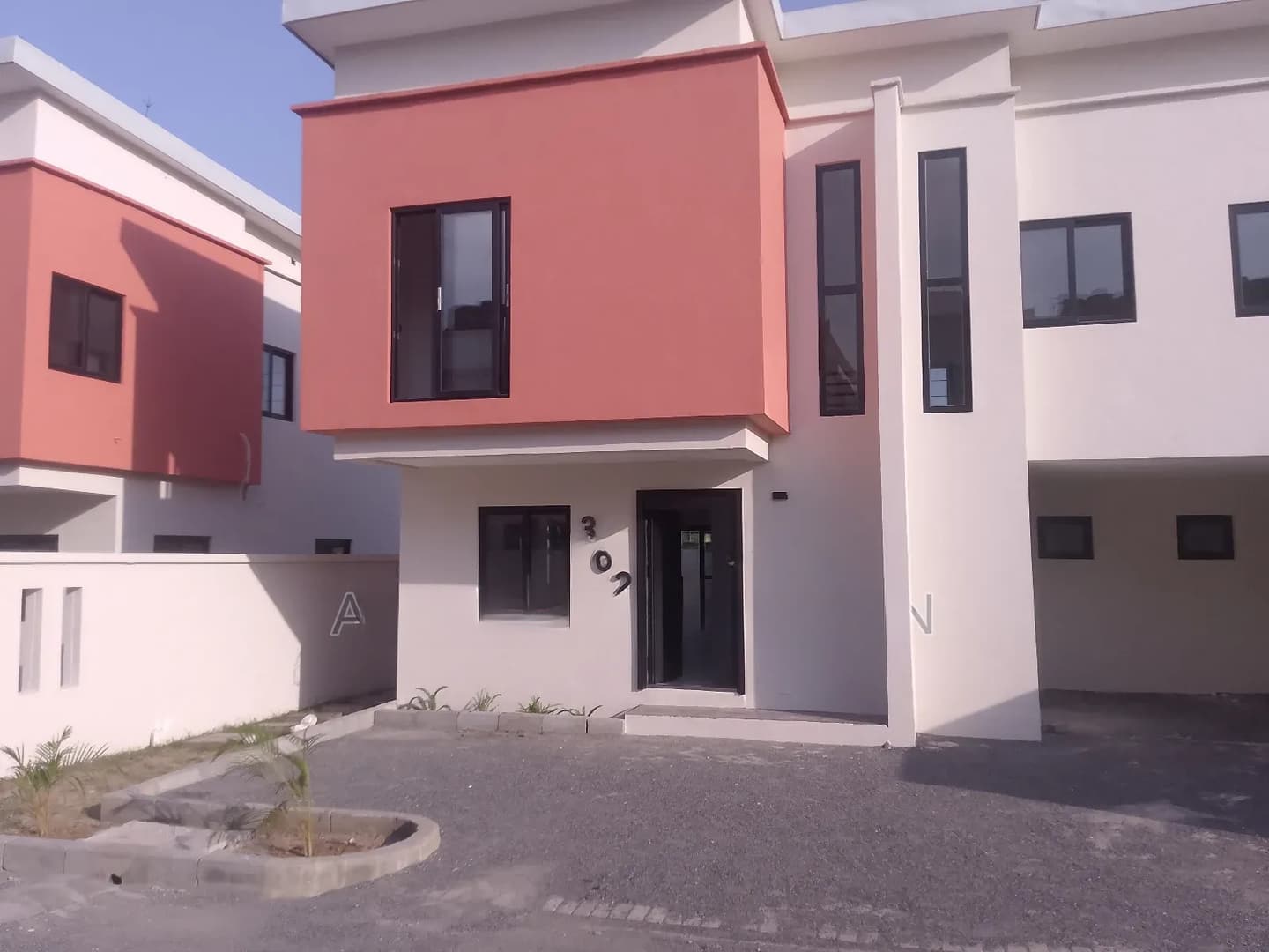House for Sale - Commercial in Greater Accra, Achimota, Mile 7 - Sale