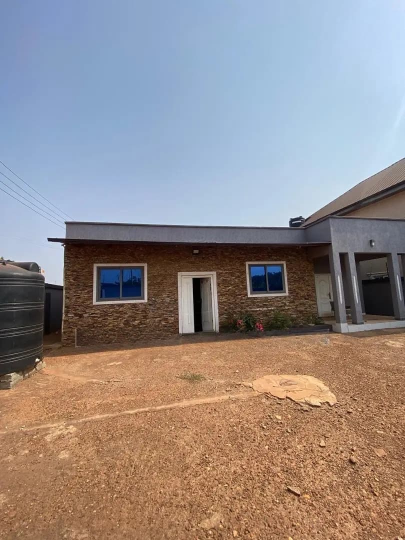 3bdrm House in Adenta for sale - 3 bedroom House in Greater Accra, Adenta - Sale
