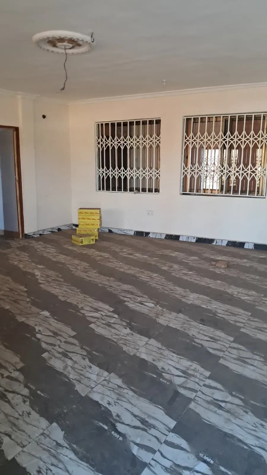 3bdrm Apartment in Saint John'S, Mile 7 for rent - 3 bedroom Apartment in Greater Accra, Achimota, Mile 7 - Rent