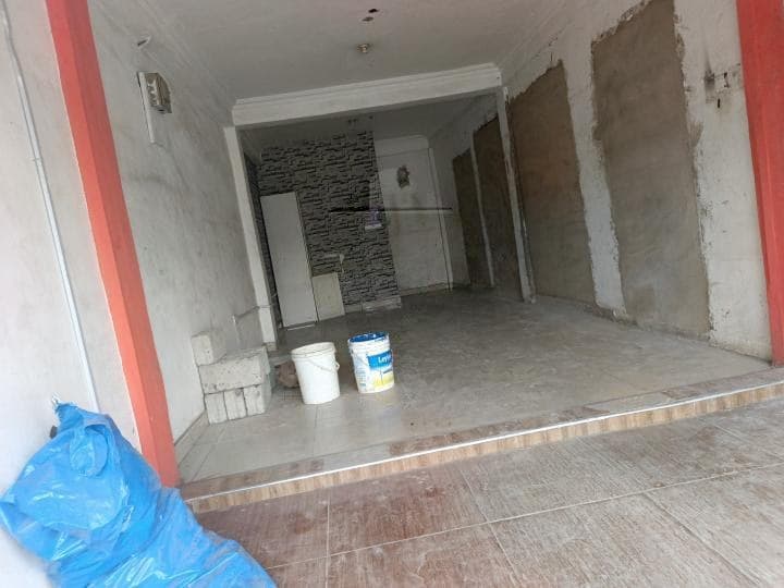 Shop for rent at East legon - Commercial in East legon - Rent