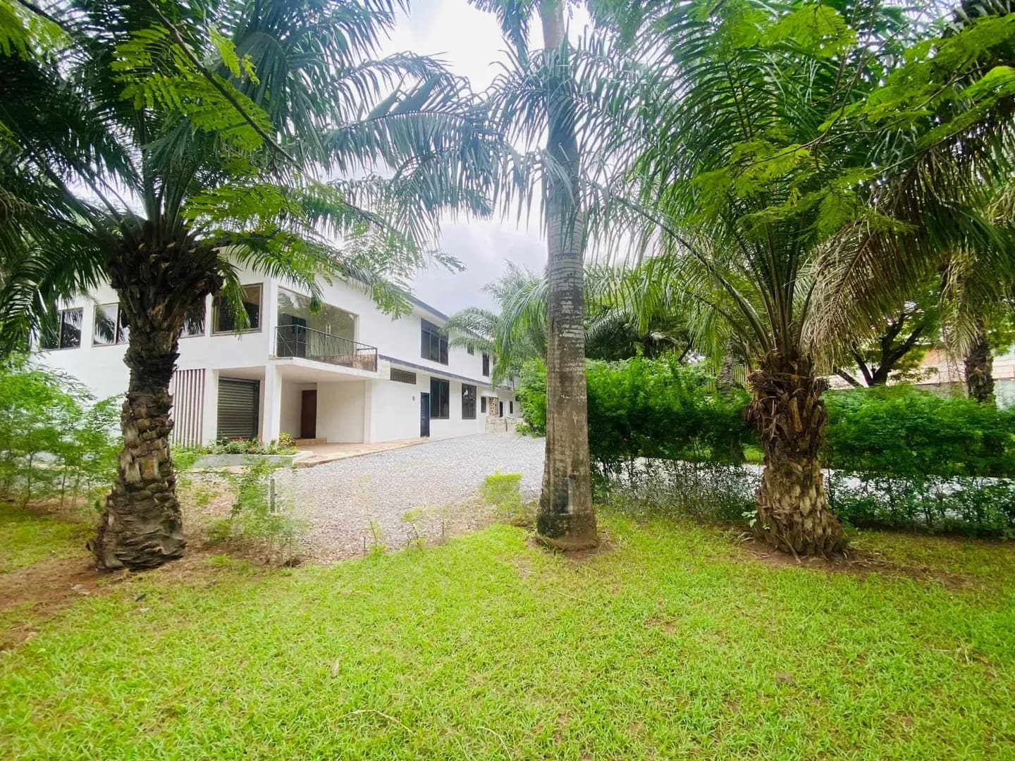 10 Bedroom Office Space for Rent at Cantonment - 10 bedroom Commercial in Greater Accra, Cantonments, US Embassy Area - Rent