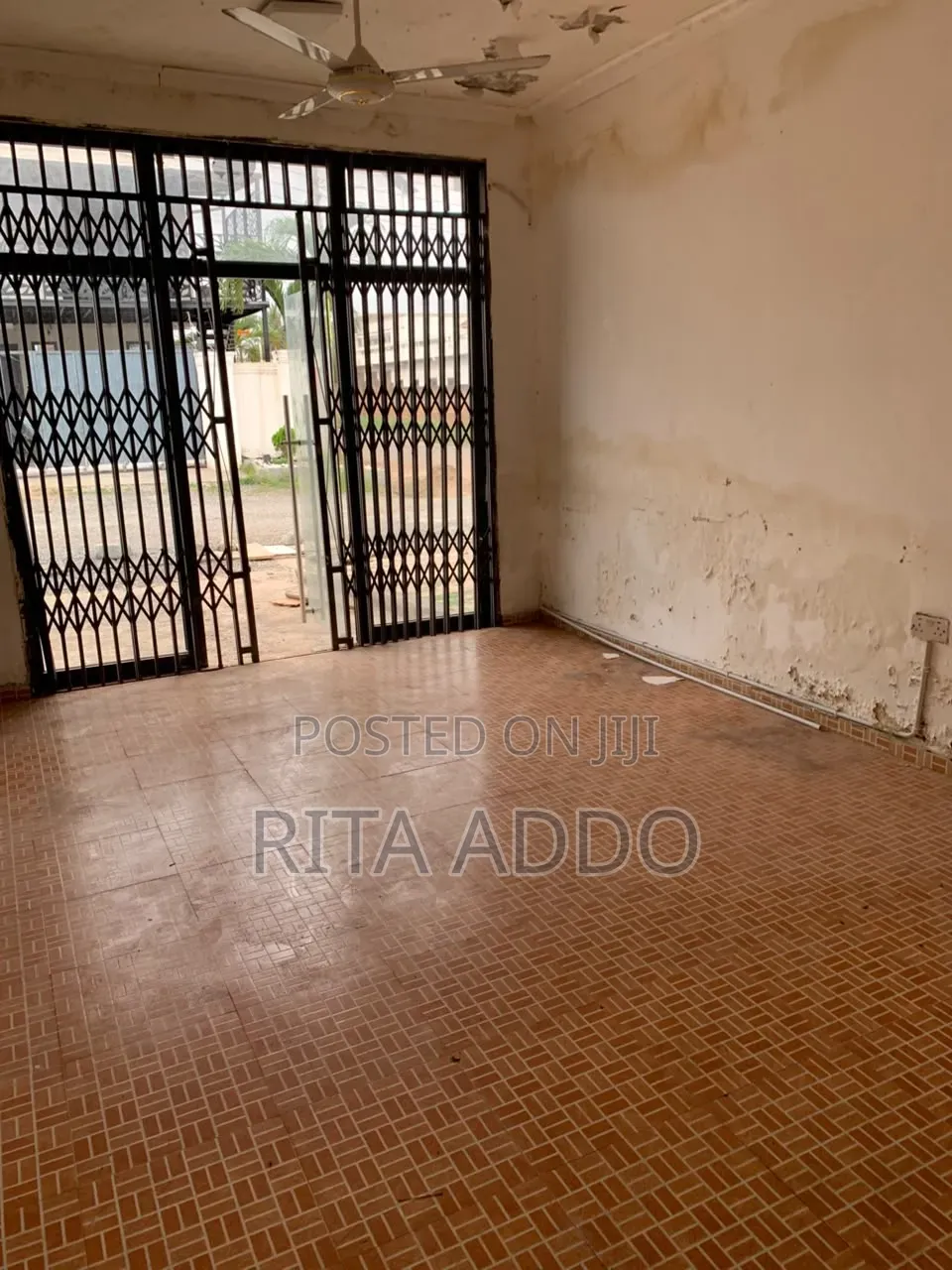 Shop for Rent - Commercial in Greater Accra, Ashaley Botwe, Lake Side Estate - Rent