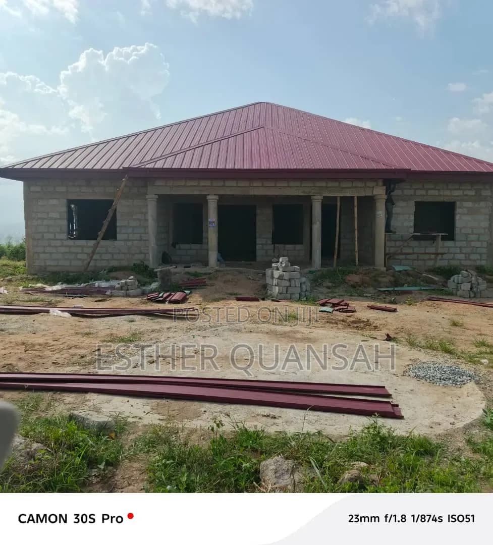 5bdrm House in Jesus Christ, Amasaman for sale - 5 bedroom House in Greater Accra, Ga West Municipal, Amasaman - Sale