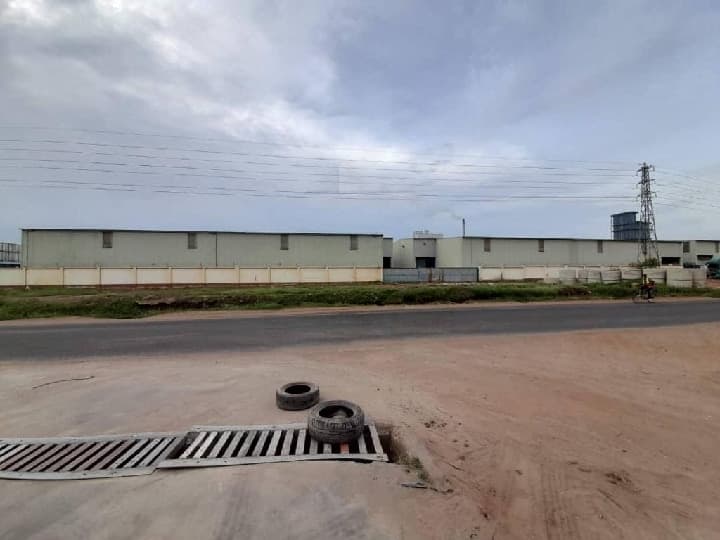 Warehouse for sale at Tema community 3 - 5 bedroom Commercial in Tema community 3 - Sale