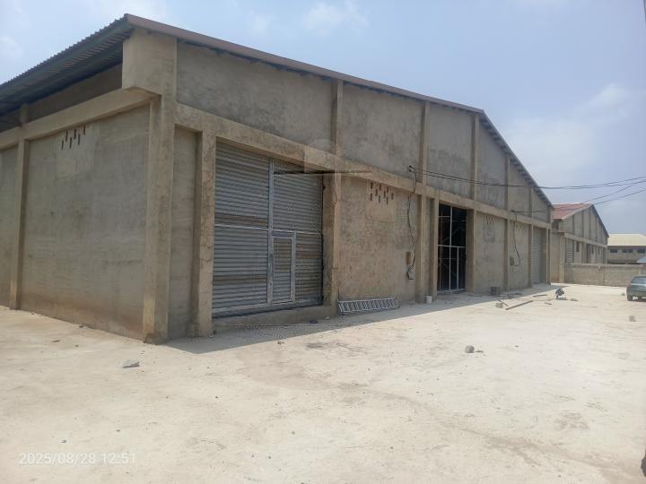 Warehouse for rent at Spintex - Commercial in Spintex - Rent