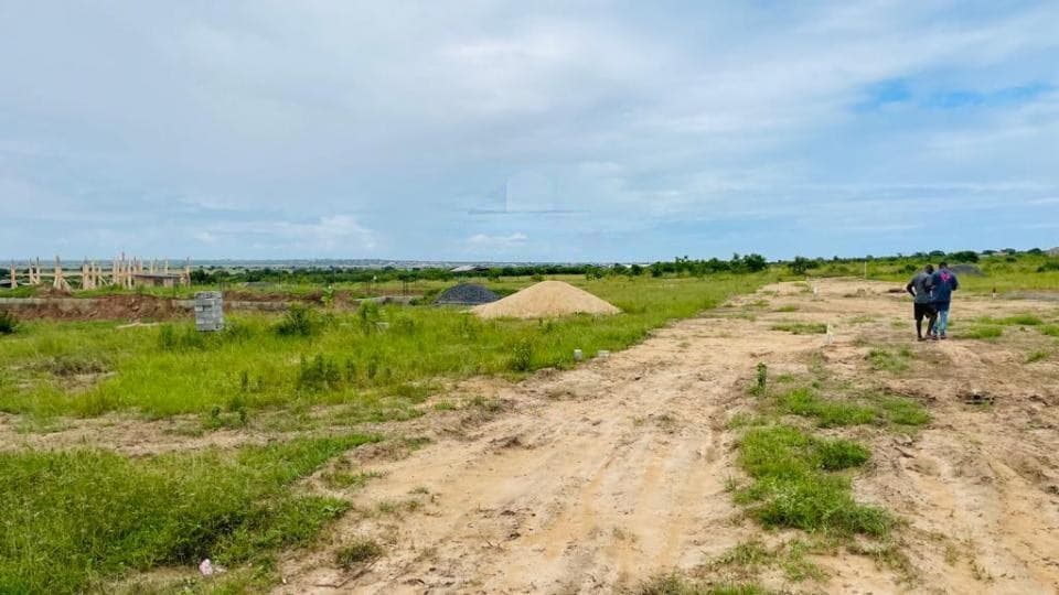 Residential serviced land for sale at TSOPOLI, HOT SALES. - Land in TSOPOLI, HOT SALES. - Sale