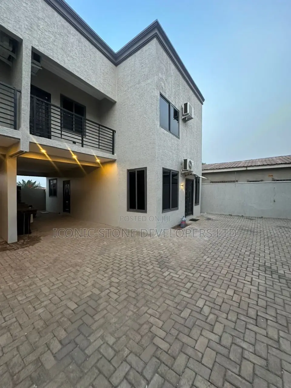 3bdrm Townhouse / Terrace in Lakeside for rent - 3 bedroom House in Greater Accra, Ashaley Botwe, Lake Side Estate - Rent
