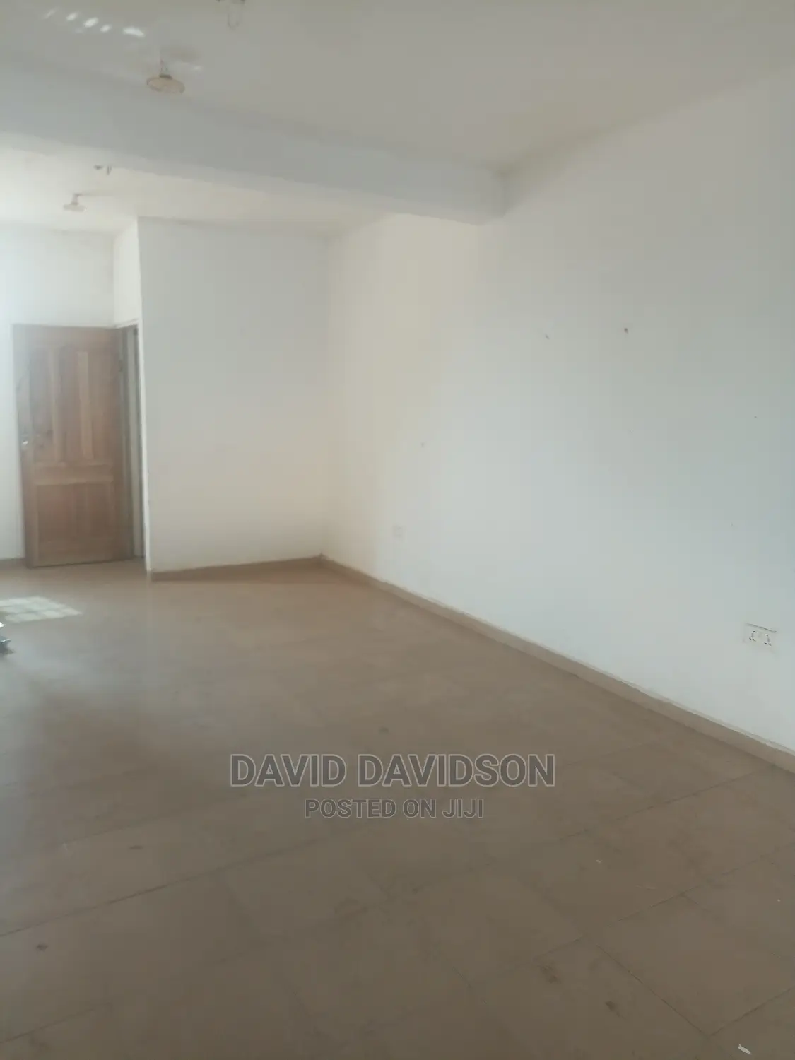 A 2 in 1 Big Shop Spintex Road - Commercial in Greater Accra, Tema Metropolitan - Rent