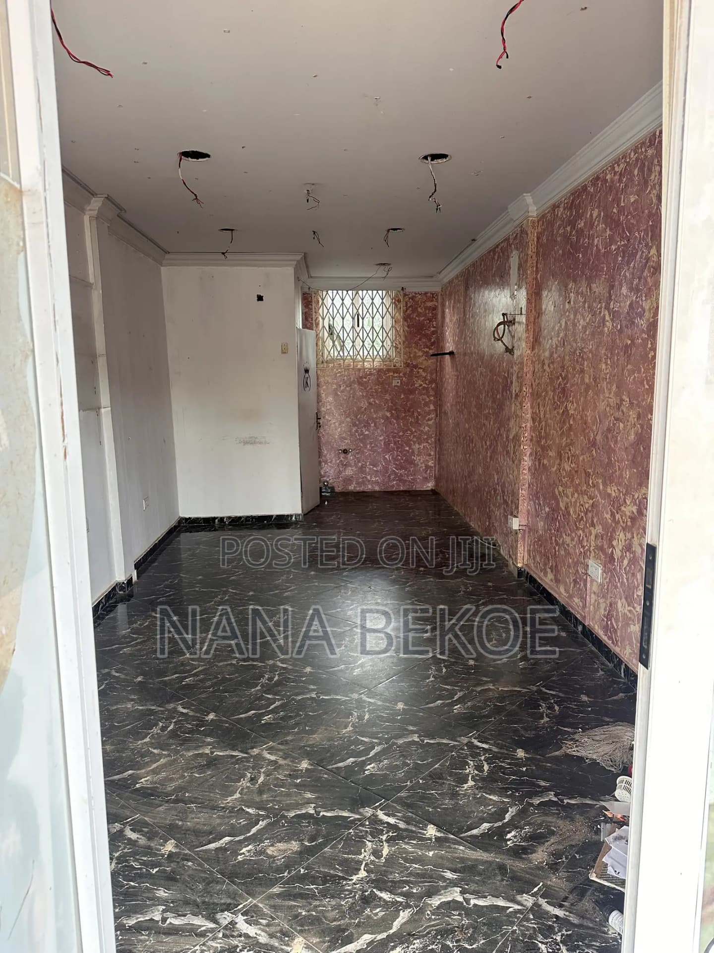 First Floor Shop - Commercial in Greater Accra, Haatso, 08/09 - Rent