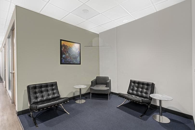 Furnished office for rent at Presidential Floor, Mövenpick Ambassador Hotel Regus, Independence Avenue, - Commercial in Presidential Floor, Mövenpick Ambassador Hotel Regus, Independence Avenue, - Rent
