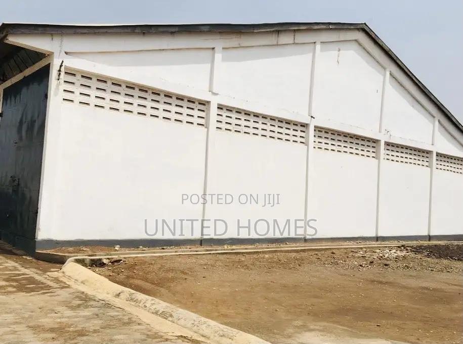 Tema Com.12 Warehouse for Sale - Commercial in Greater Accra, Tema Metropolitan - Sale