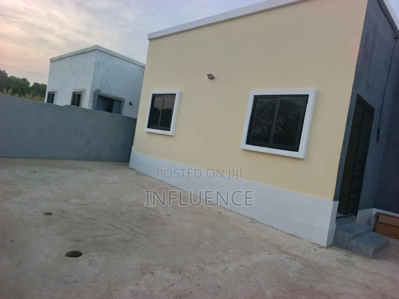 3bdrm House in Abokobi, East Legon for sale - 3 bedroom House in Greater Accra, East Legon - Sale