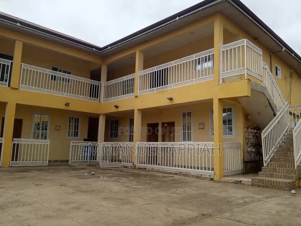 Chamberself 6unit and 2 Bedroom 3unit for Sale at Joma - 2 bedroom Commercial in Greater Accra, Ablekuma - Rent