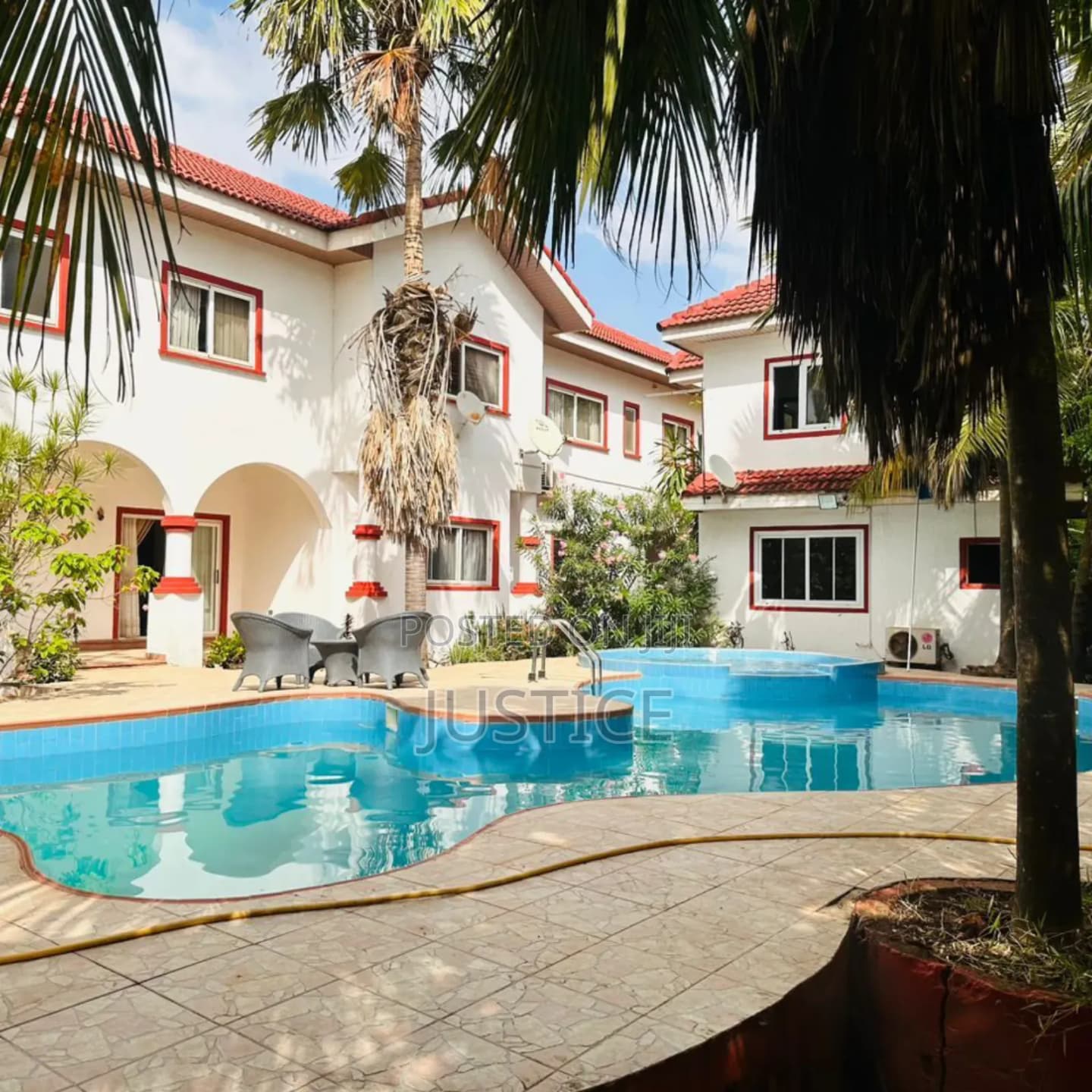 6bdrm Mansion in Trasacco Estate, East Legon for sale - 6 bedroom House in Greater Accra, East Legon - Sale