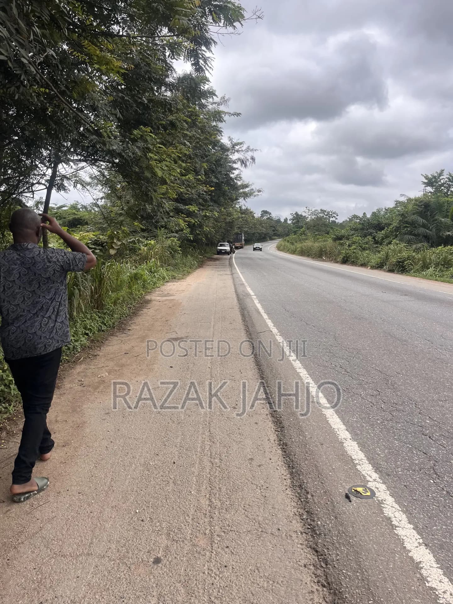 4 Acres of Roadside Land for Sale - Land in Eastern Region, Suhum/Kraboa/Coaltar - Sale