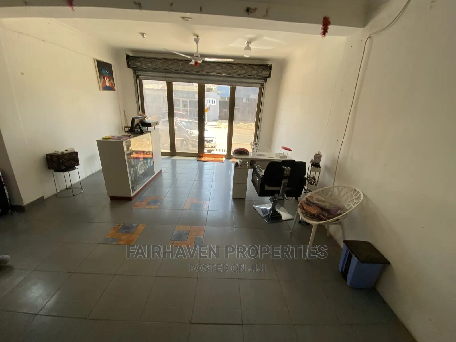 Shop for Rent at Tseaddo - Commercial in Greater Accra, Airport Residential Area - Rent