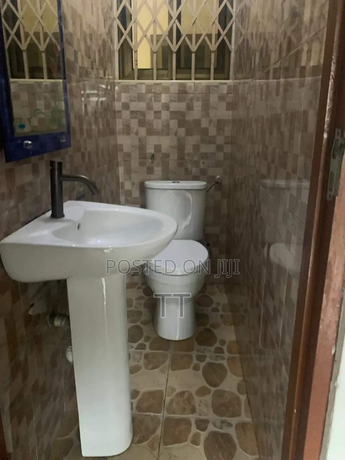 1bdrm Apartment in Teshie Anomantu, Tsui-Bleoo for rent - 1 bedroom Apartment in Greater Accra, Teshie, Tsui-Bleoo - Rent