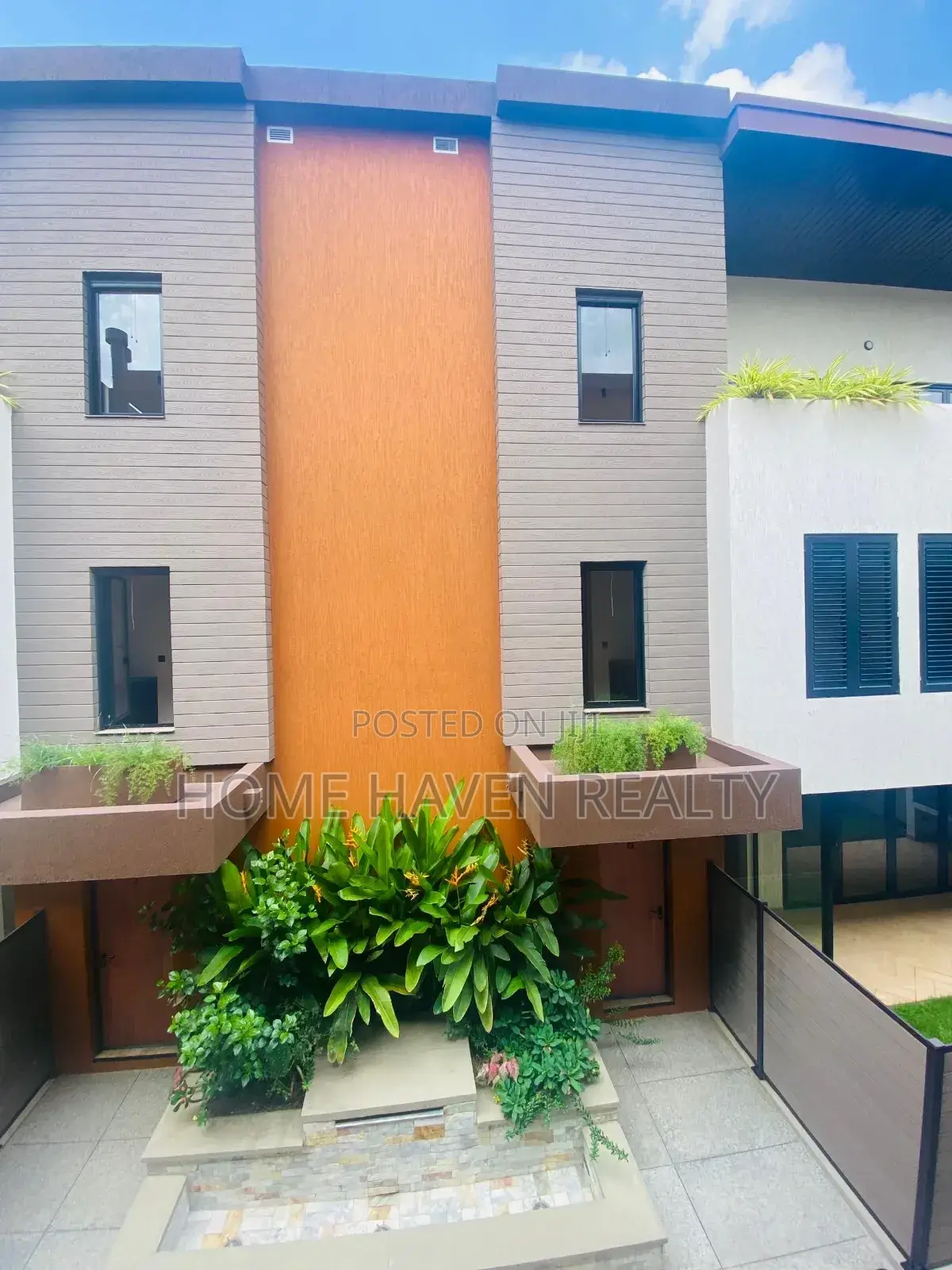 3bdrm Townhouse / Terrace in Airport Residentials for rent - 3 bedroom House in Greater Accra, Airport Residential Area - Rent