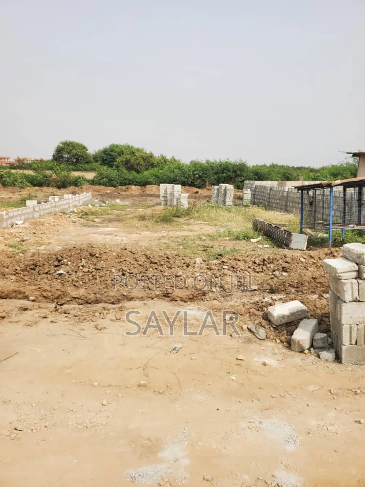 Very Nice Half Plot Comm19 for Sale - Land in Greater Accra, Tema Metropolitan - Sale