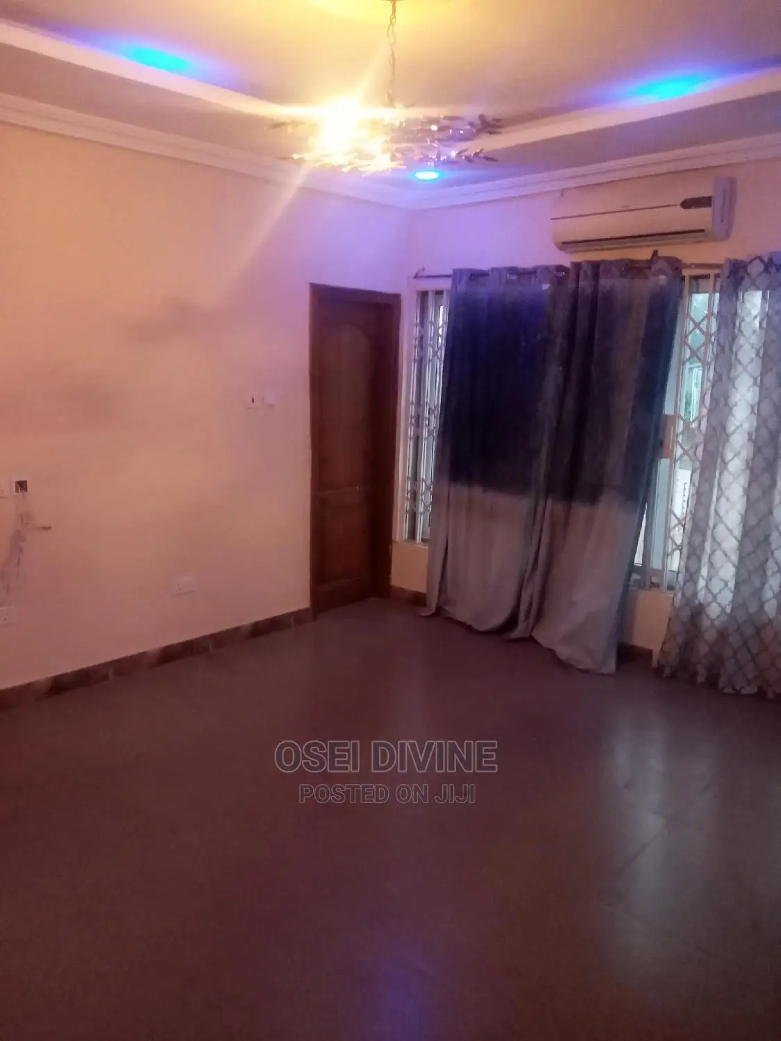 Very Neat 2-Bedrooms Apartment Dansoman - Commercial in Greater Accra, Dansoman - Rent