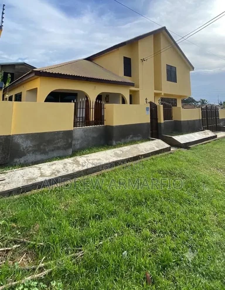 5bdrm House in Sakumono for sale - 5 bedroom House in Greater Accra, Tema Metropolitan, Sakumono - Sale