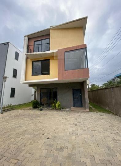 3 bedroom townhouse for rent at Tse Addo - 3 bedroom House in Tse Addo - Rent