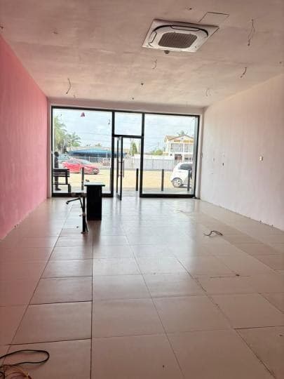 Commercial space for rent at Spintex Baatsona - Commercial in Spintex Baatsona - Rent