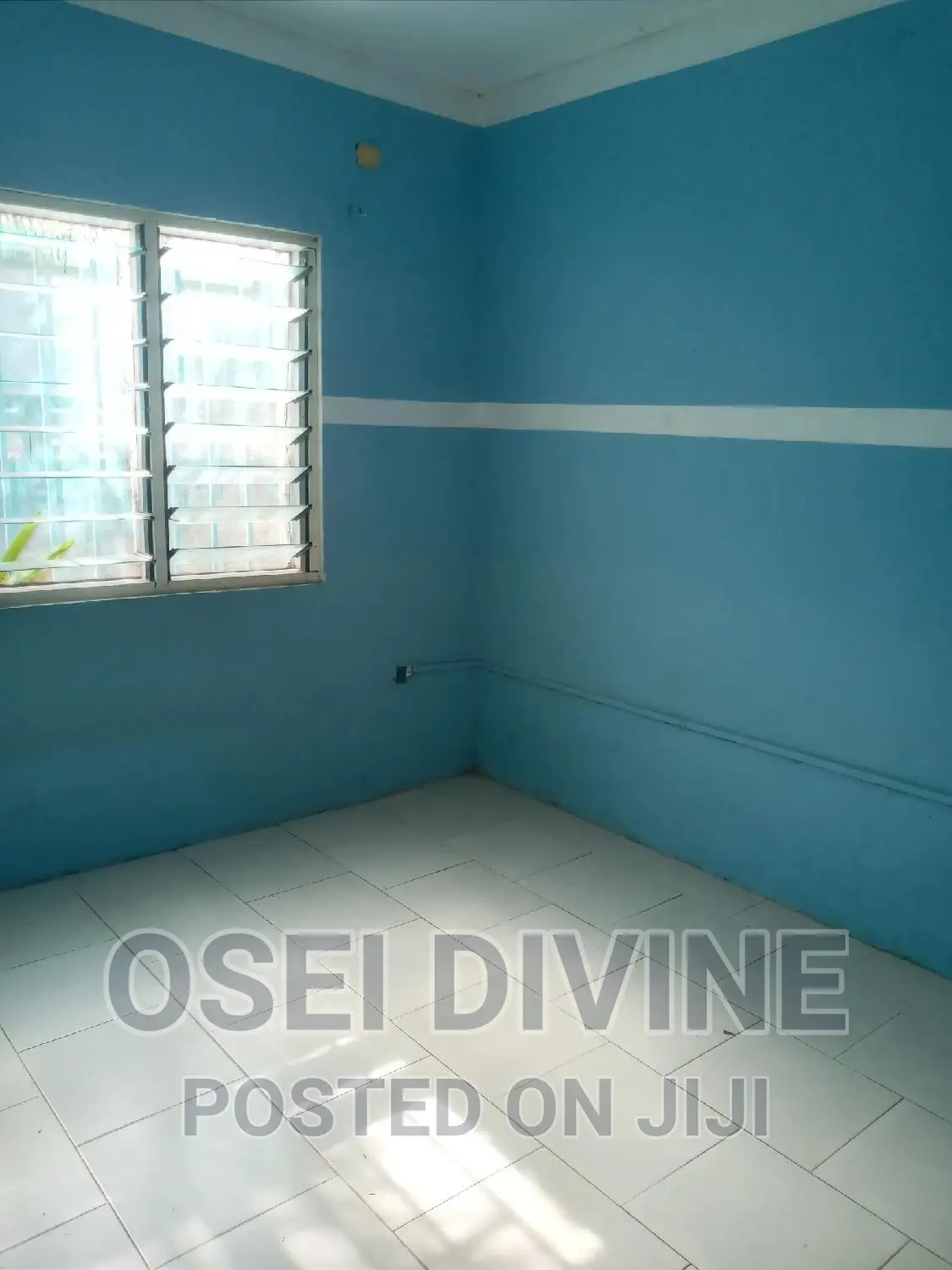 Single Room S/C Self Compound Dansoman - Commercial in Greater Accra, Dansoman - Rent