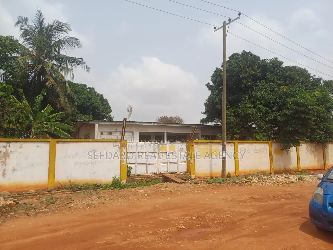 120 × 120 Plot of Land Available for Sale at Achimota Kingsby. - Land in Greater Accra, Achimota - Sale