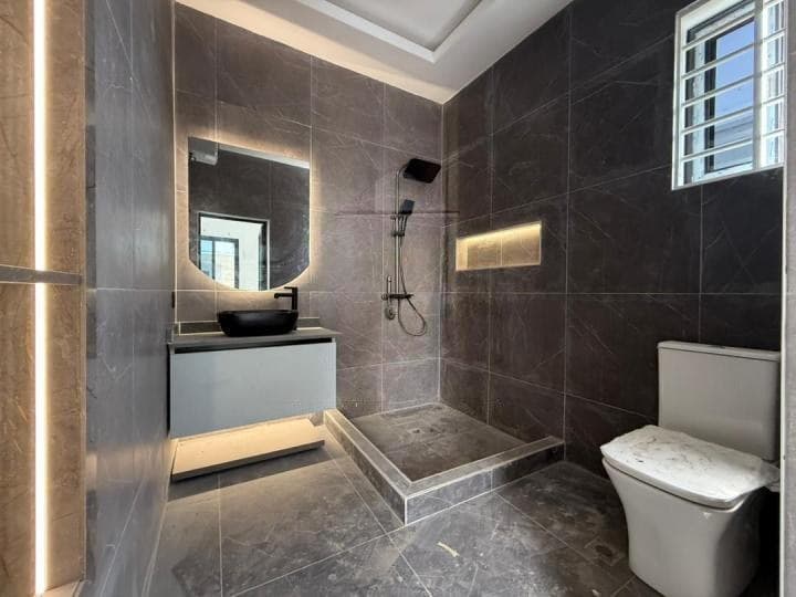 3 bedroom house for sale at Spintex - 3 bedroom House in Spintex - Sale