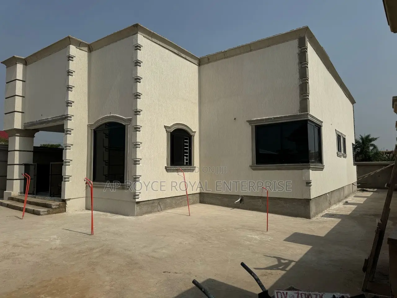 Furnished 3bdrm House in Kumasi Metropolitan for sale - 3 bedroom House in Ashanti, Kumasi Metropolitan - Sale