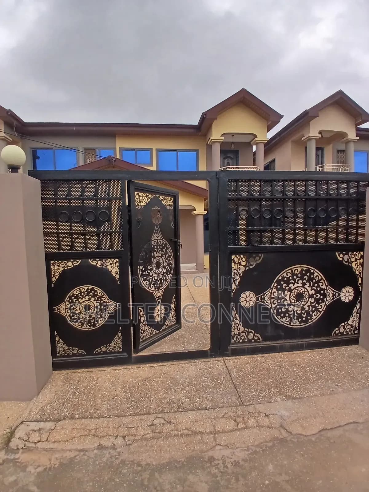 3bdrm Duplex in Abokobi for sale - 3 bedroom House in Greater Accra, Abokobi - Sale