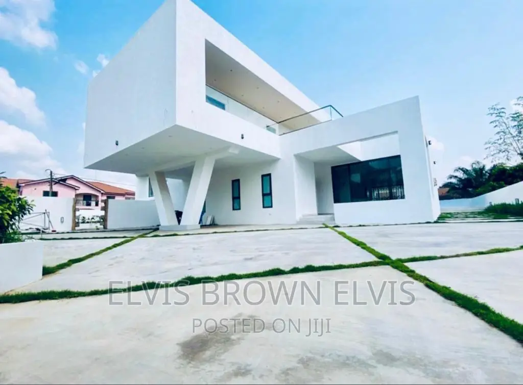 6bdrm Mansion in East Legon American for sale - 6 bedroom House in Greater Accra, East Legon - Sale