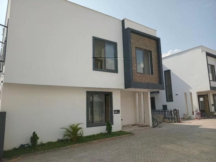 3 bedroom townhouse for rent at East Legon Tessa area - 3 bedroom House in East Legon Tessa area - Rent